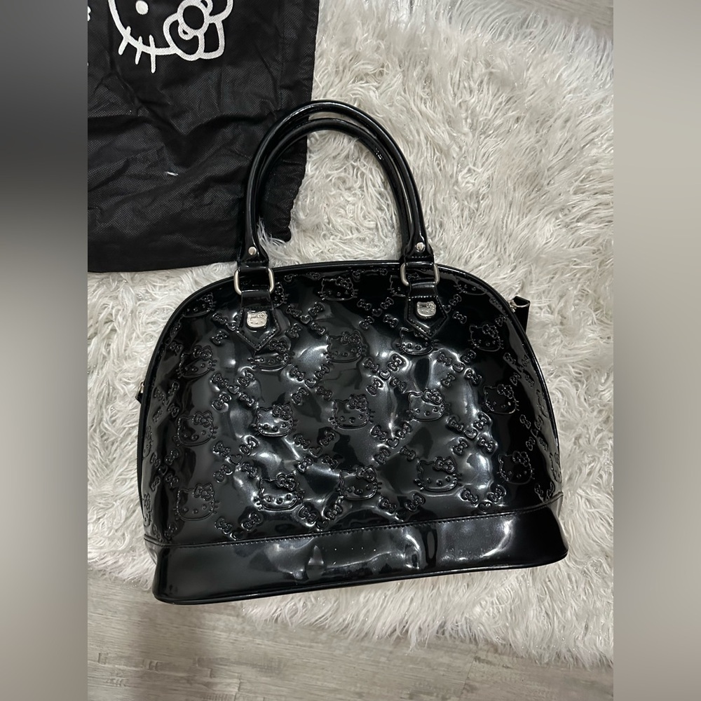 Hello Kitty Glossy Black Patent Embossed Satchel - Picture 4 of 8